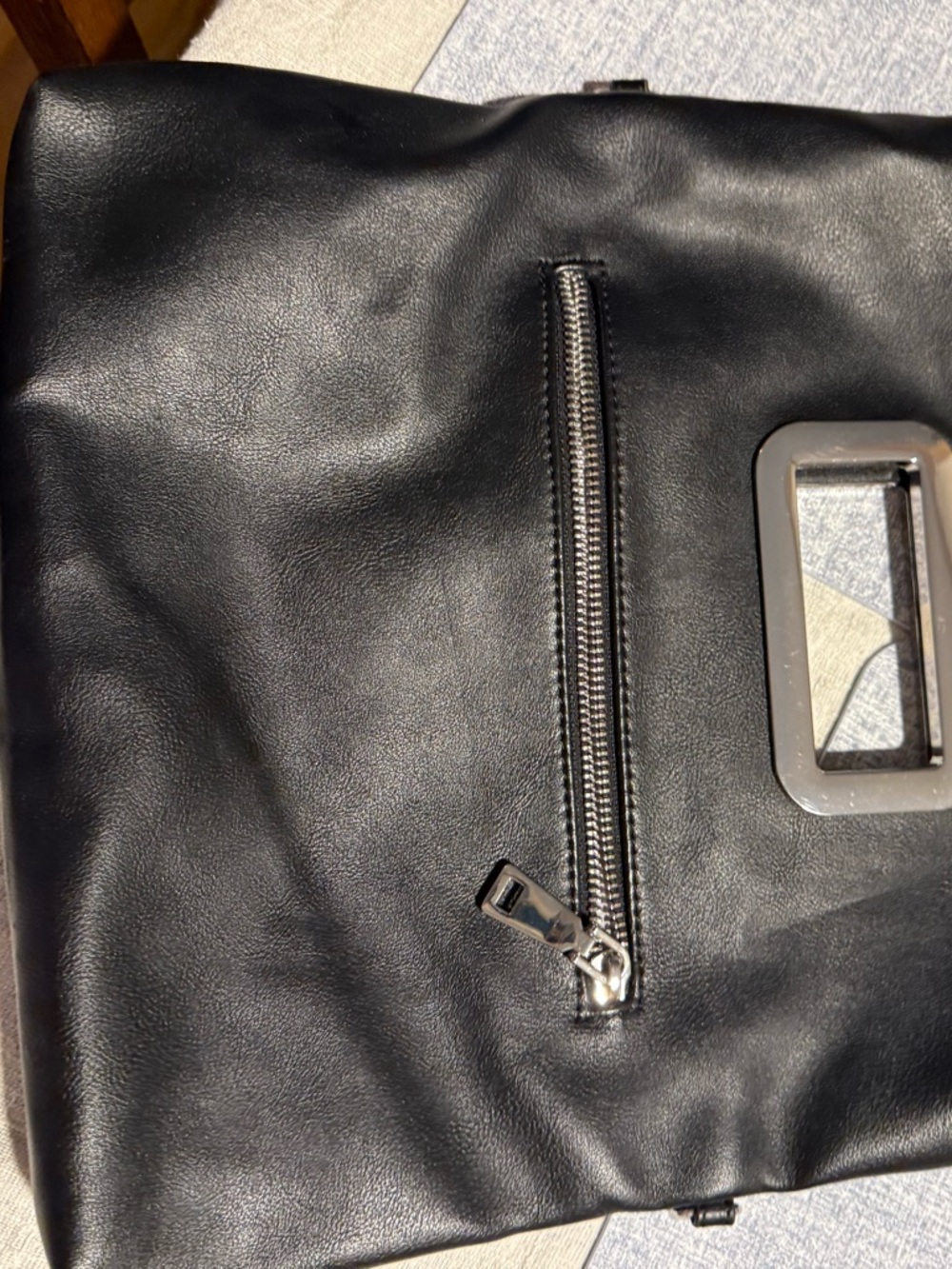 INC folding clutch